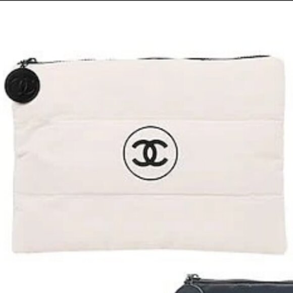 Chanel Clutch Cosmetic Make Up Bag Matelasse White w Black Logo Authentic FULL - Picture 1 of 7